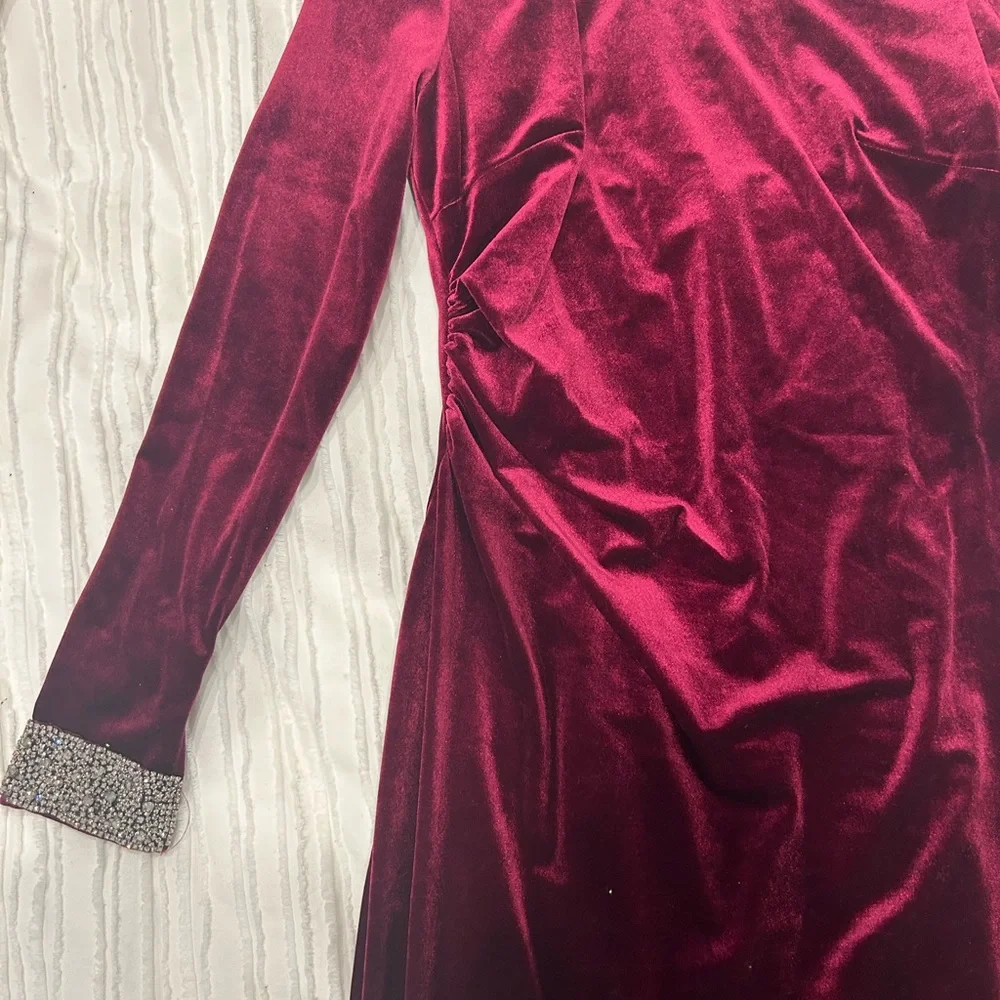 David Meister Velvet Burgundy Cocktail Dress with Crystal Cuffs - Picture 4 of 14